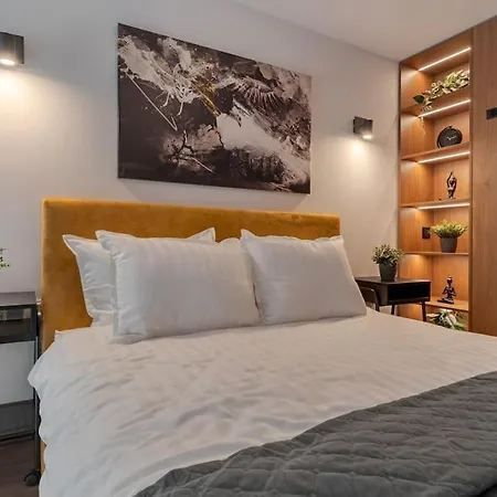 Modern Loft With Free Parking