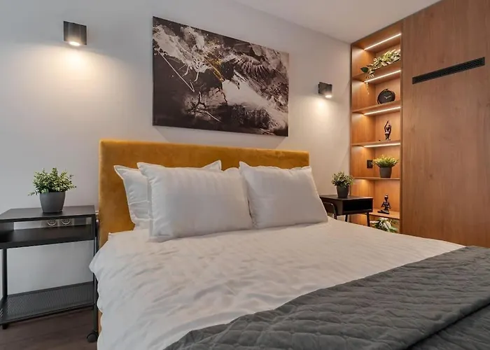 Modern Loft With Free Parking